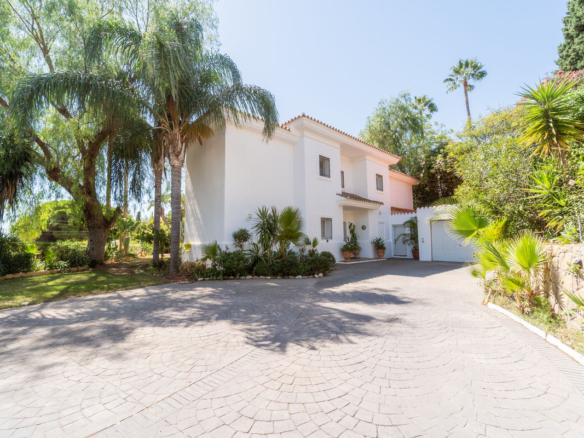Villa for sale in Marbella