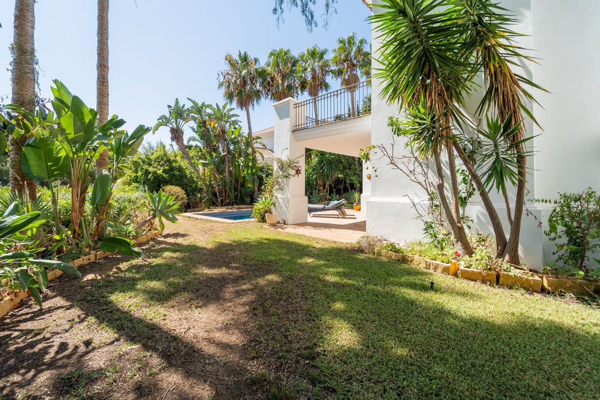 Villa for sale in Marbella