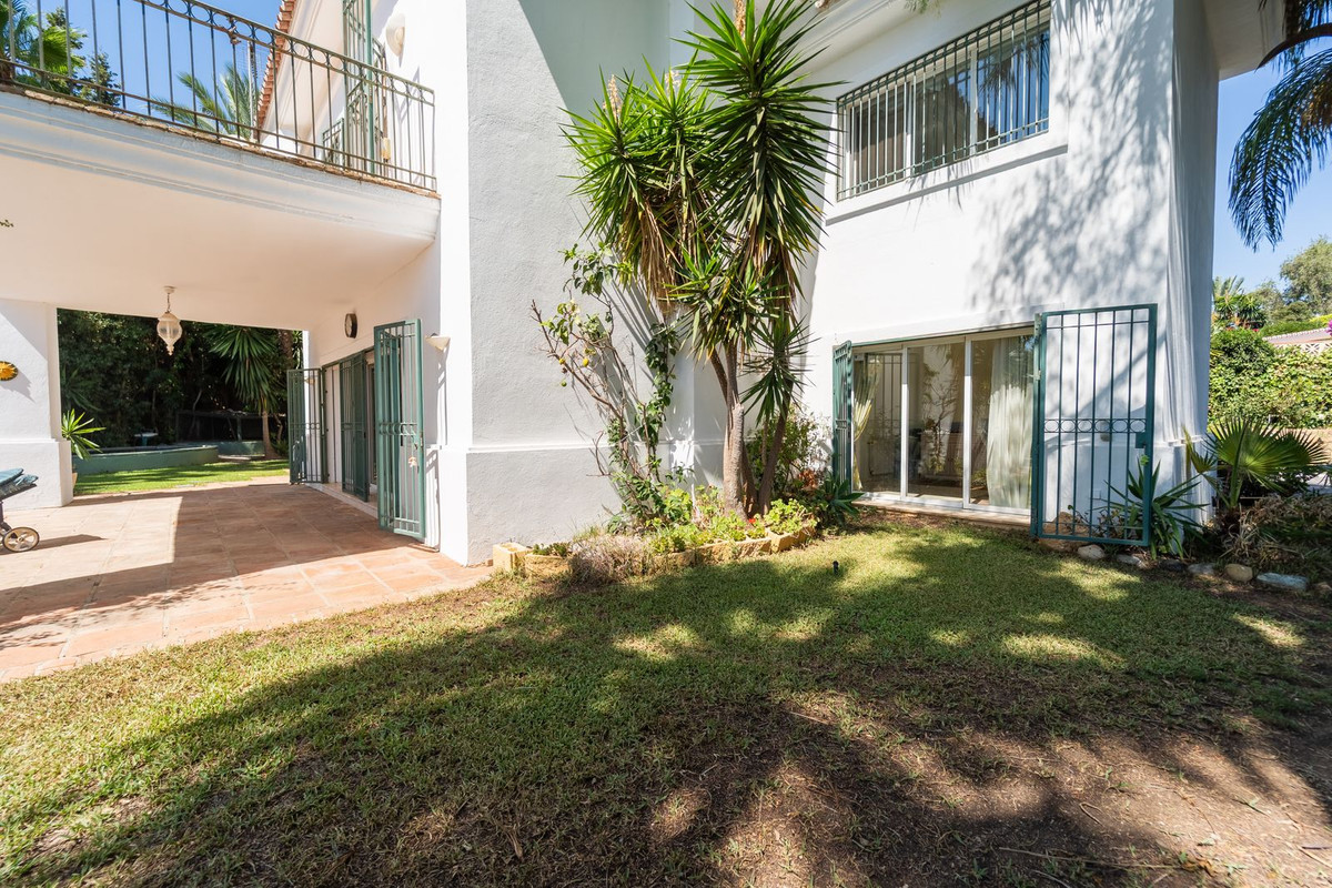 Villa for sale in Marbella