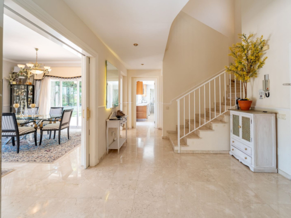 Villa for sale in Marbella