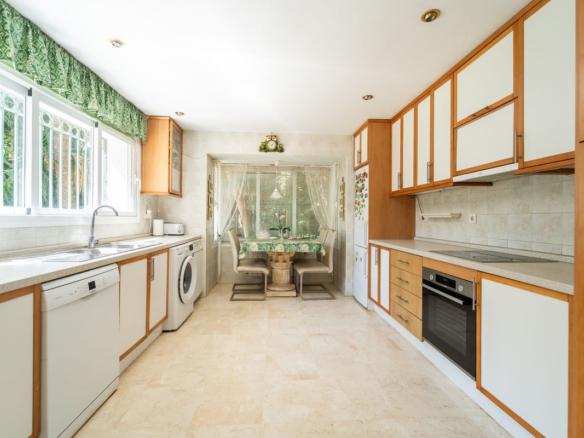 Villa for sale in Marbella