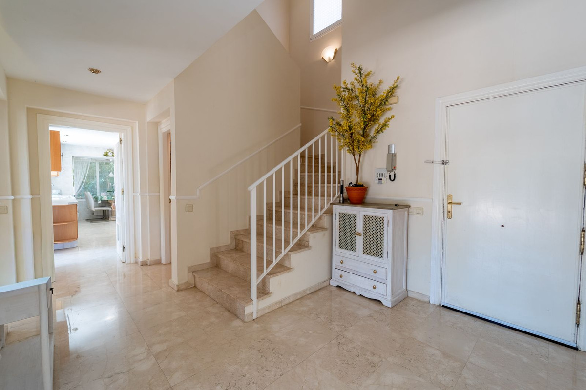 Villa for sale in Marbella