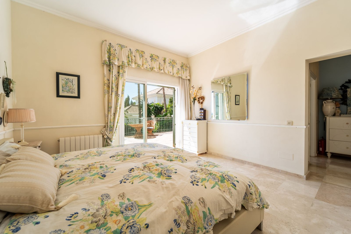 Villa for sale in Marbella
