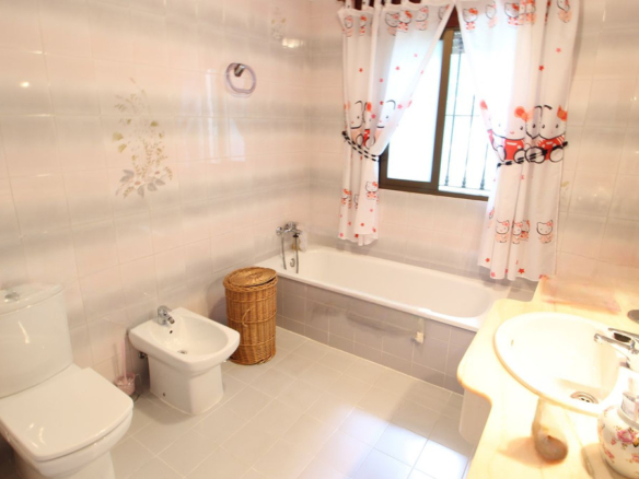 Villa for sale in Mijas