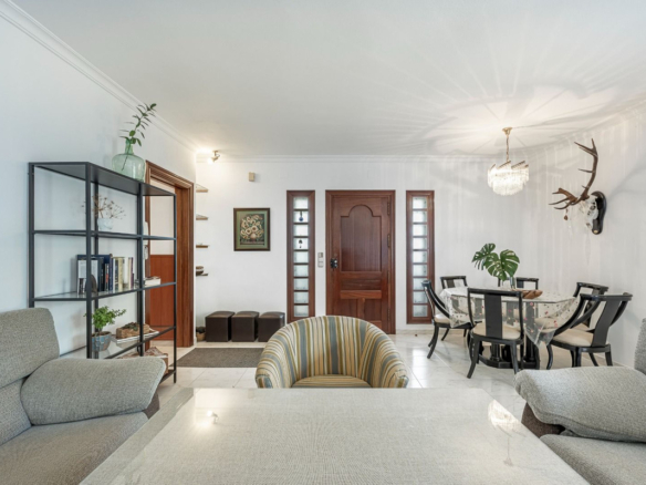 Villa for sale in Mijas