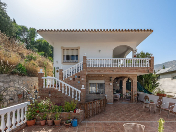 Villa for sale in Mijas