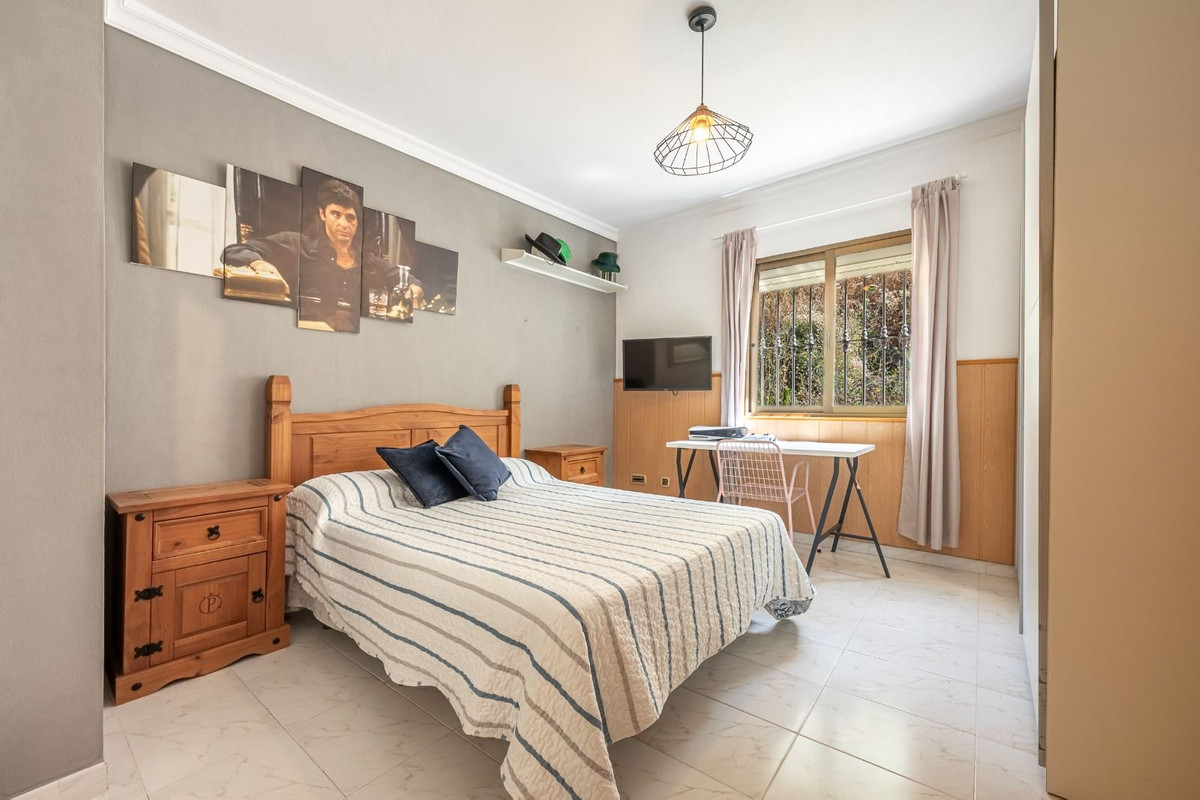 Villa for sale in Mijas