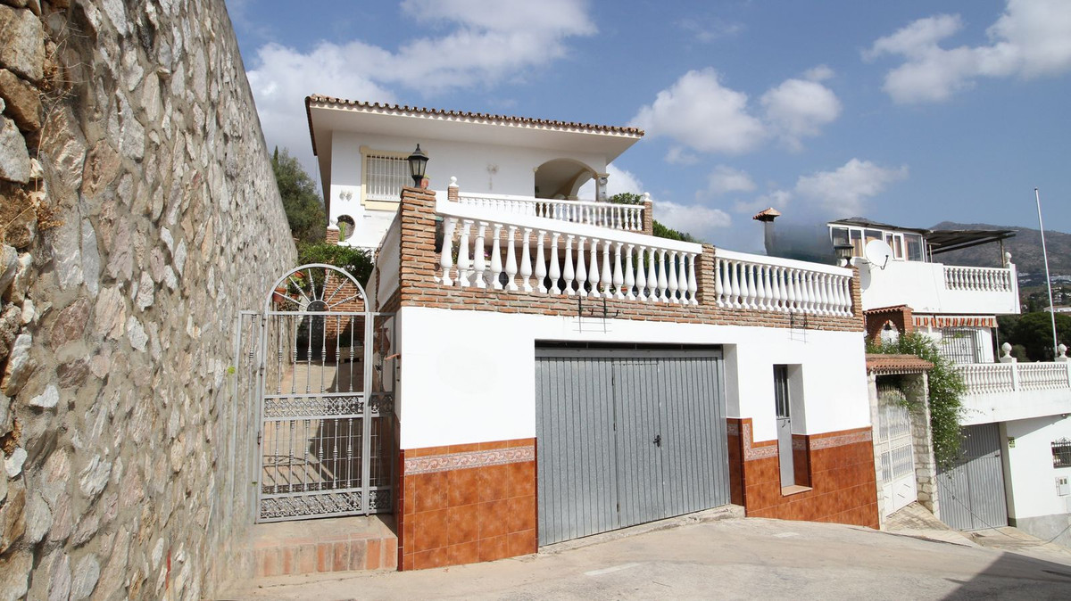 Villa for sale in Mijas