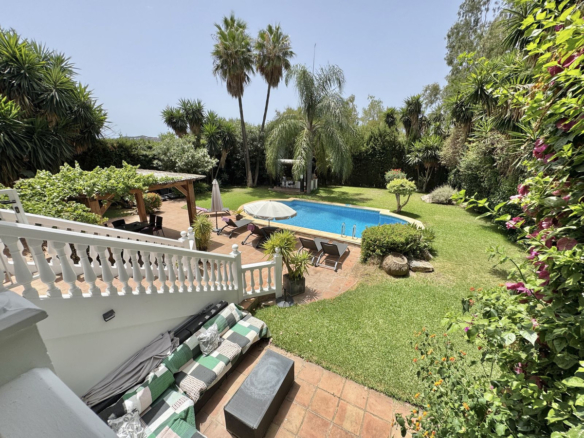 Villa for sale in Mijas