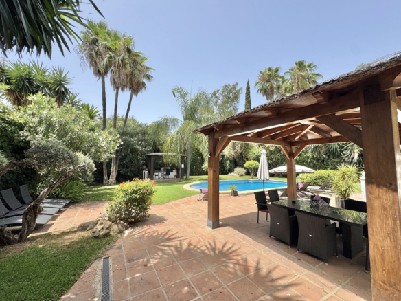 Villa for sale in Mijas