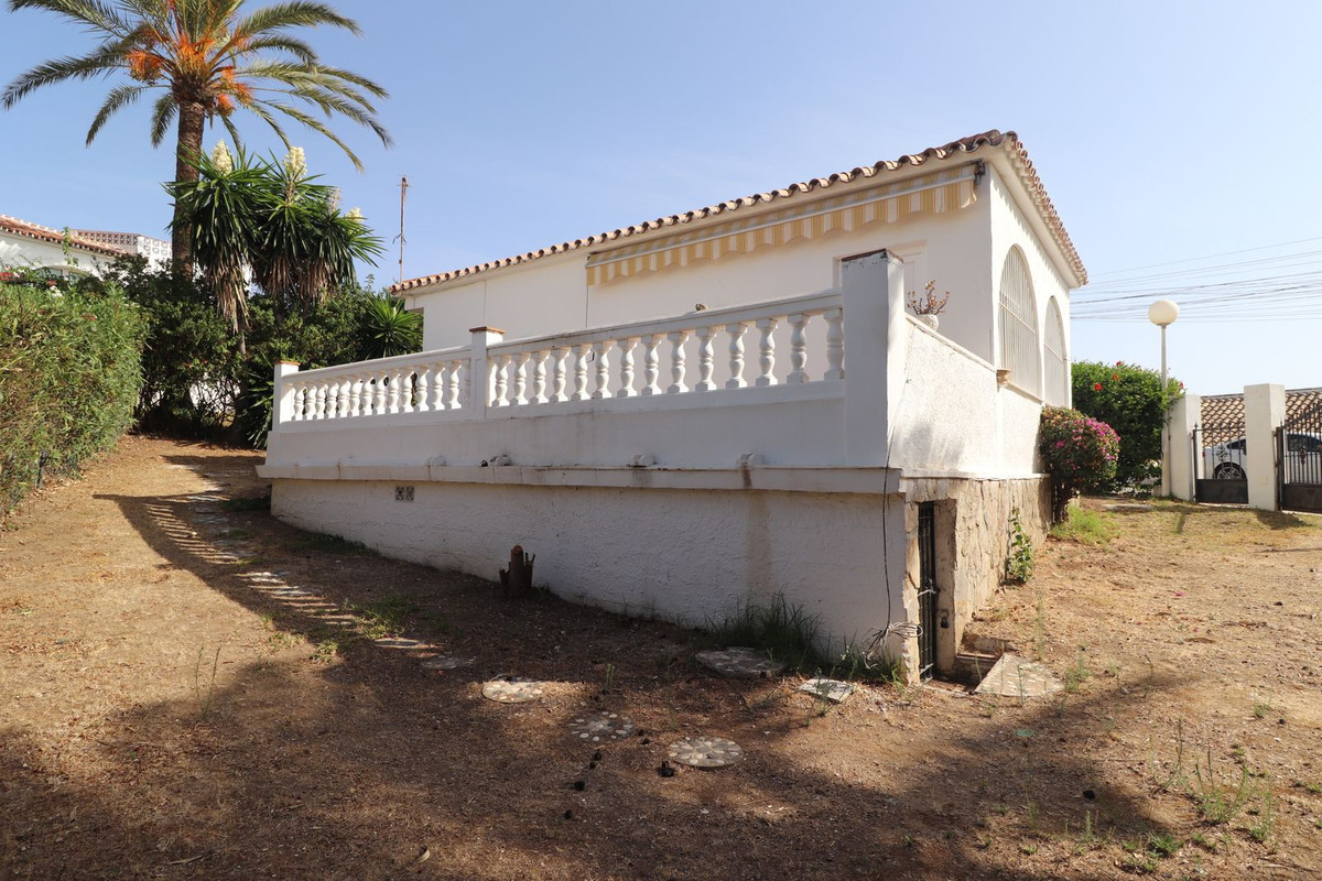 Villa for sale in Mijas