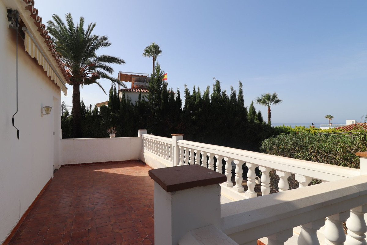 Villa for sale in Mijas