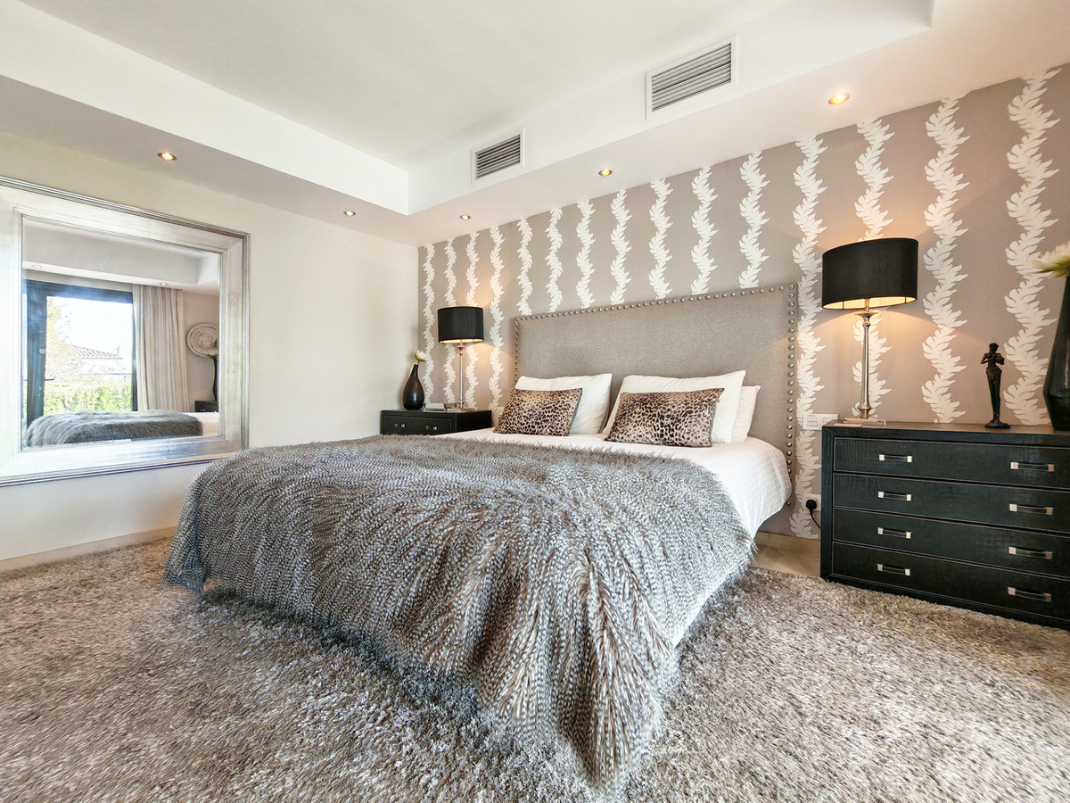 Villa for sale in Mijas