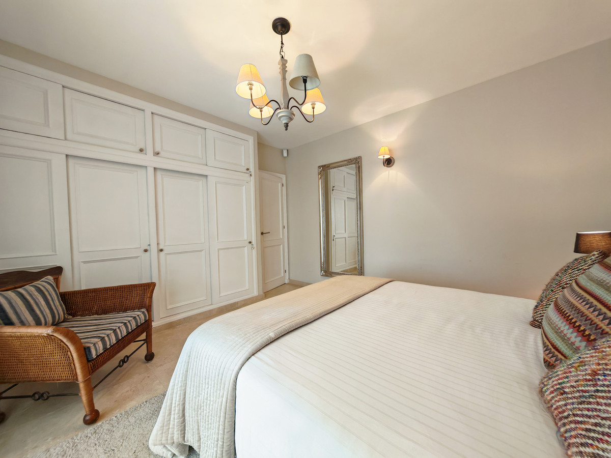 Villa for sale in Mijas