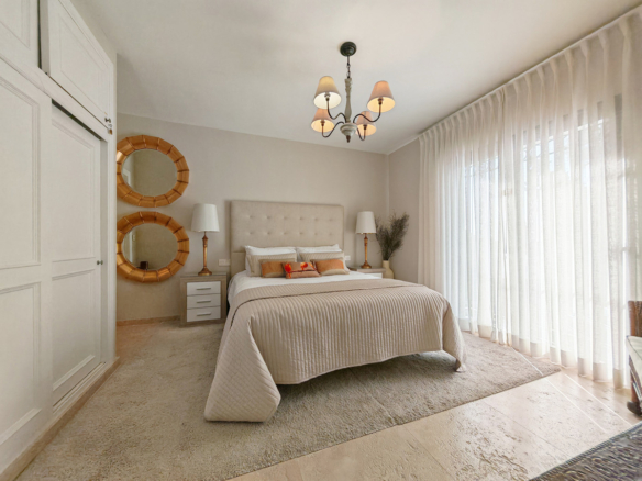 Villa for sale in Mijas