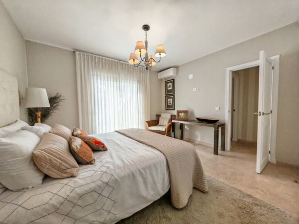 Villa for sale in Mijas