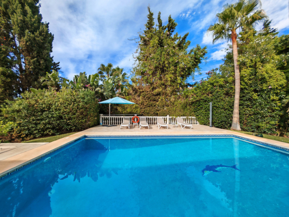 Villa for sale in Mijas