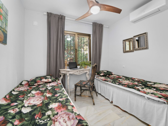 Villa for sale in Mijas