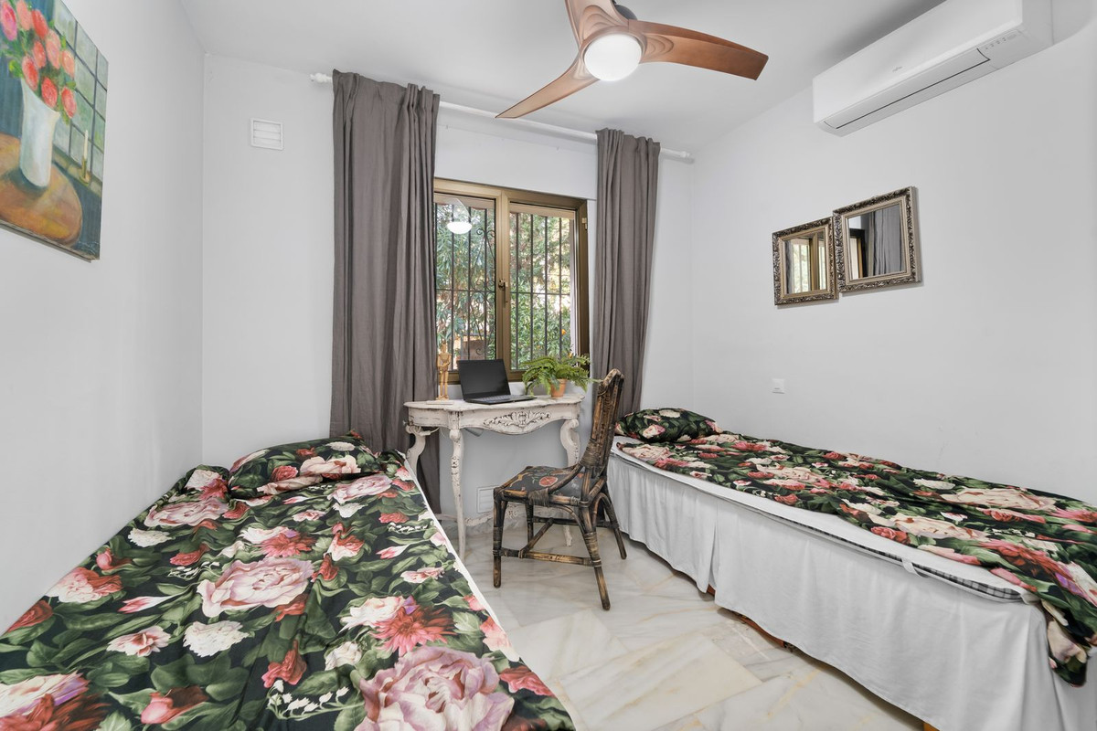 Villa for sale in Mijas