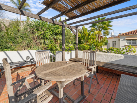 Villa for sale in Mijas