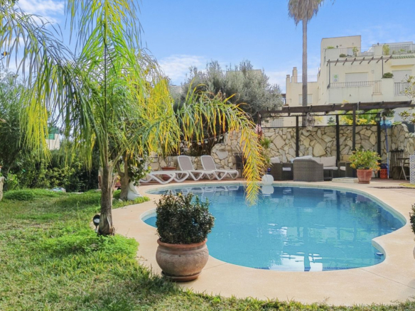 Villa for sale in Mijas