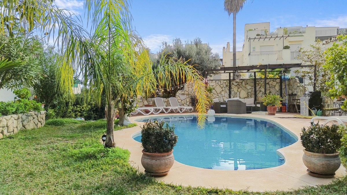 Villa for sale in Mijas