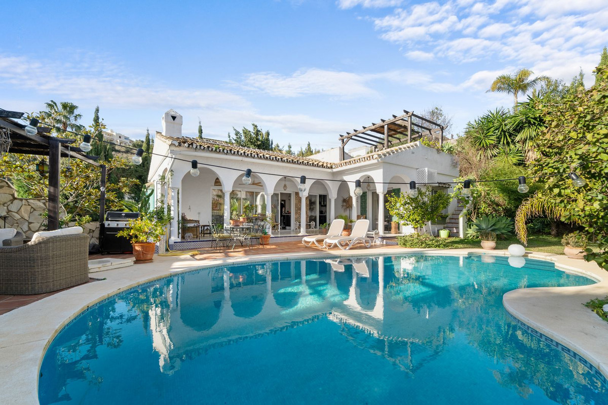 Villa-in-Mijas-Ref-R5492398 Villa for sale in Mijas