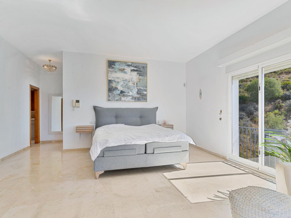 Villa for sale in Mijas