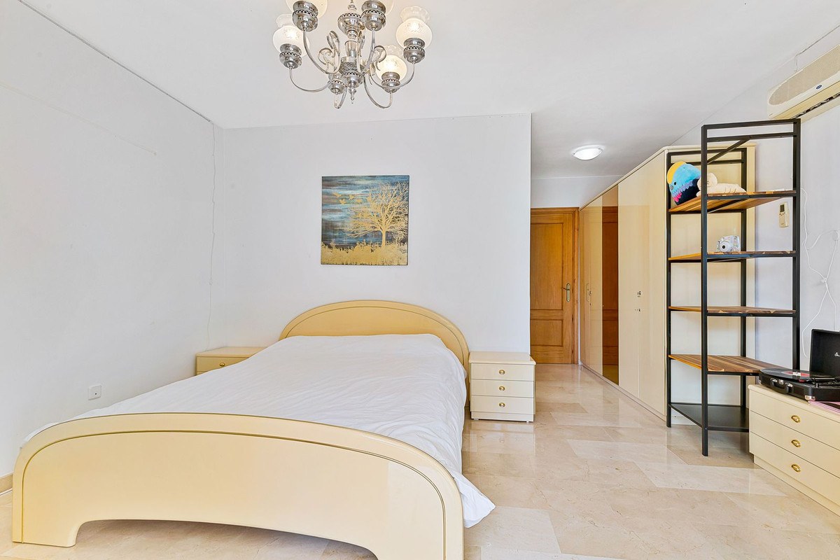 Villa for sale in Mijas