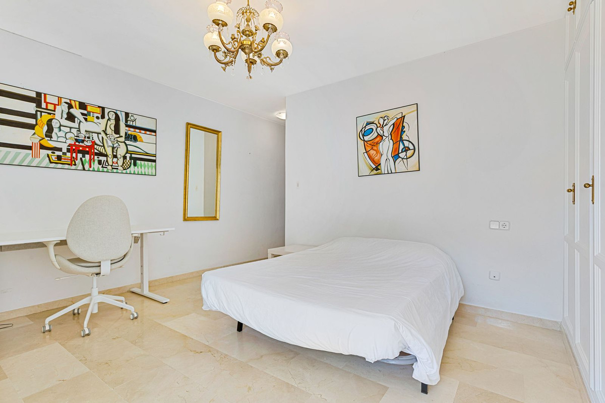 Villa for sale in Mijas