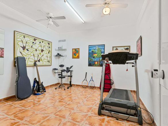 Villa for sale in Mijas
