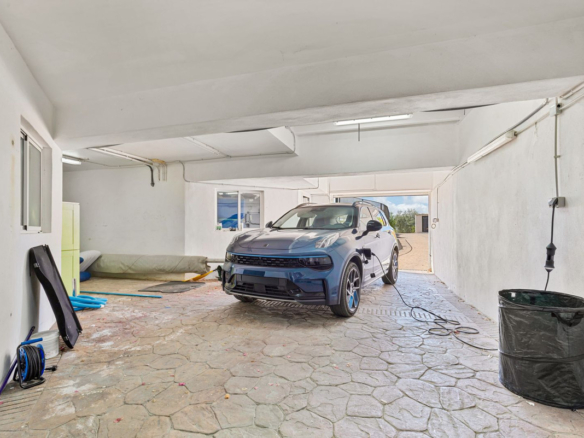 Villa for sale in Mijas