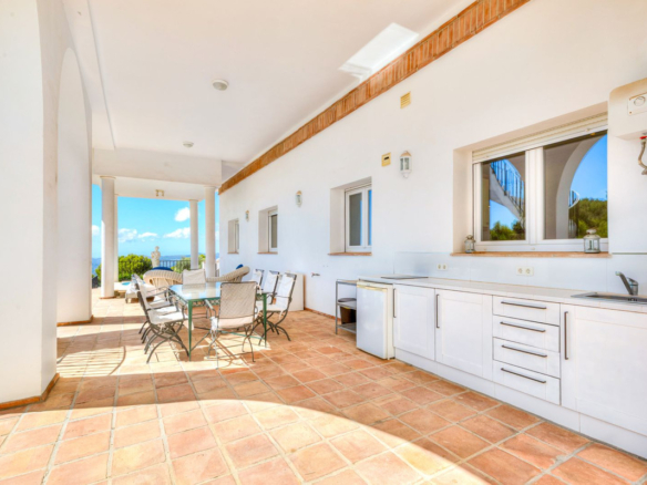 Villa for sale in Mijas