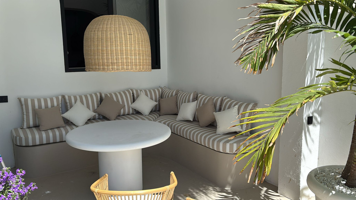 Villa for sale in Torremolinos