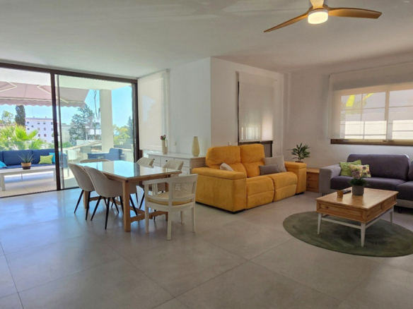 Villa for sale in Torremolinos