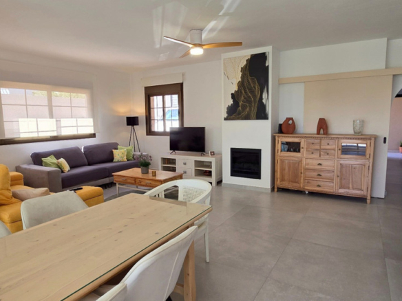 Villa for sale in Torremolinos