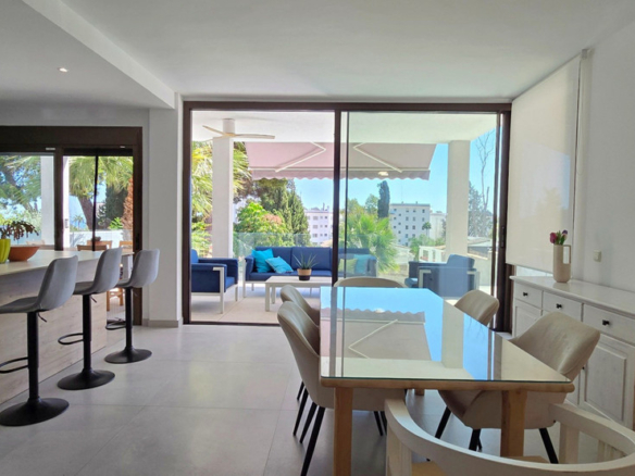 Villa for sale in Torremolinos