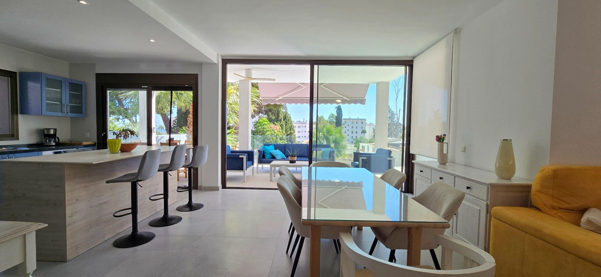 Villa for sale in Torremolinos