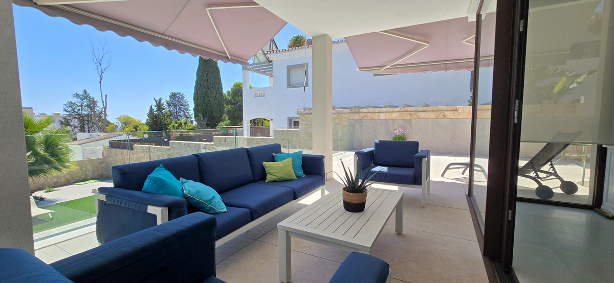 Villa for sale in Torremolinos