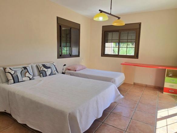 Villa for sale in Torremolinos