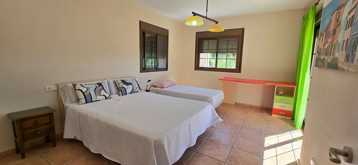 Villa for sale in Torremolinos