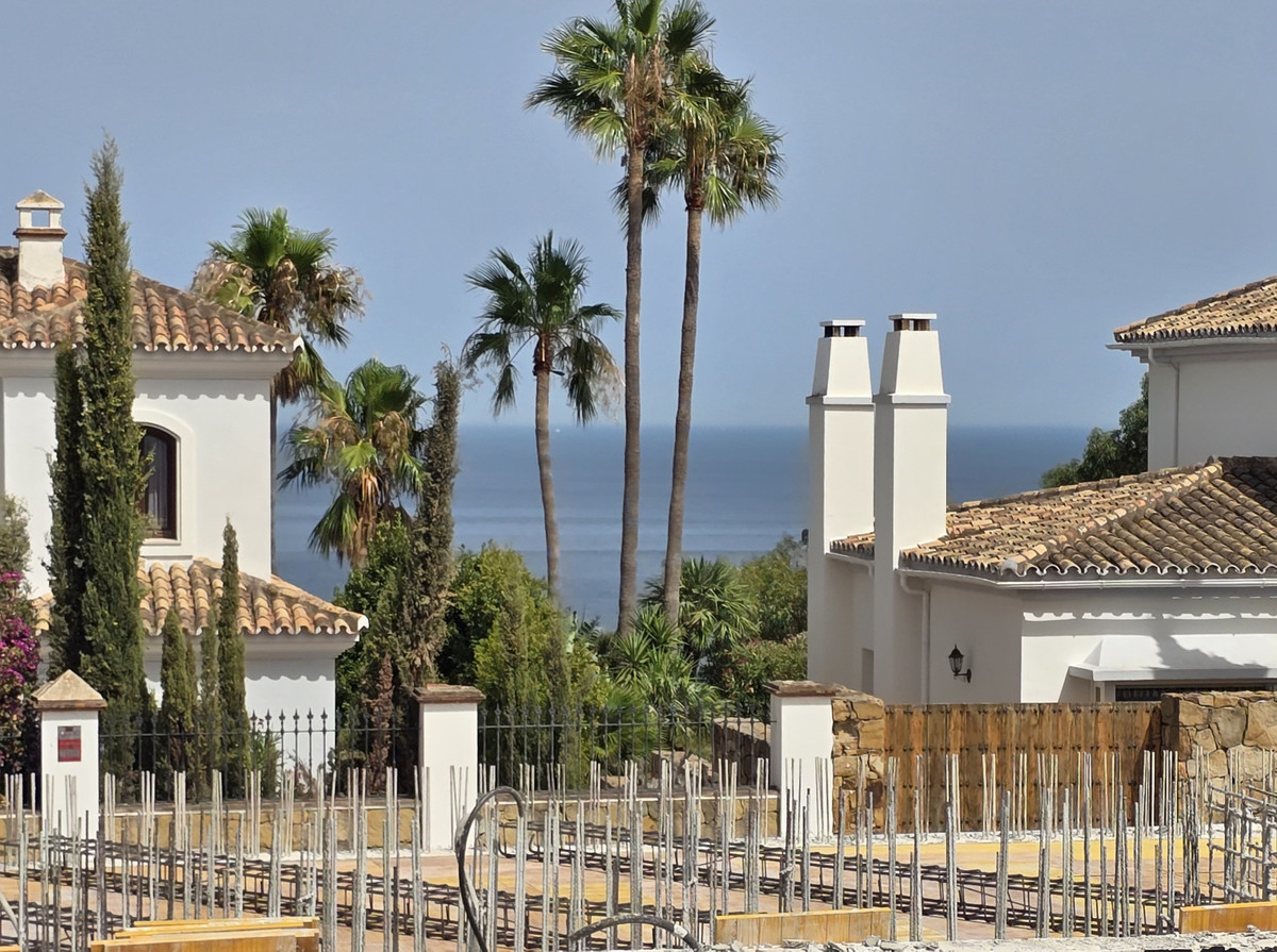 New Villa for sale in Manilva