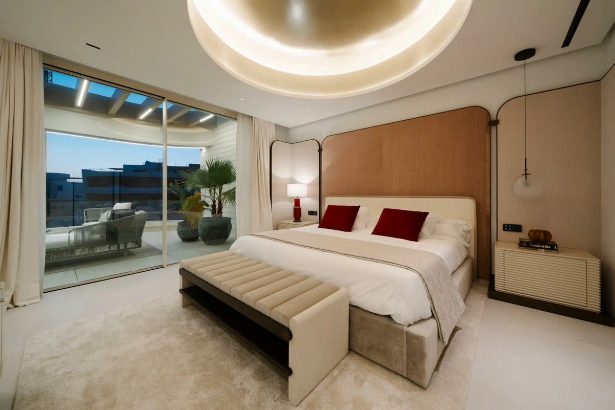 New Villa for sale in Marbella