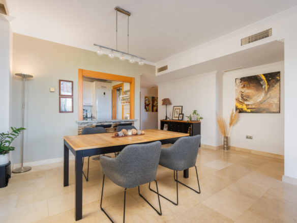 Apartment for sale in Benahavís