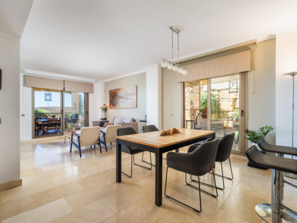 Apartment for sale in Benahavís