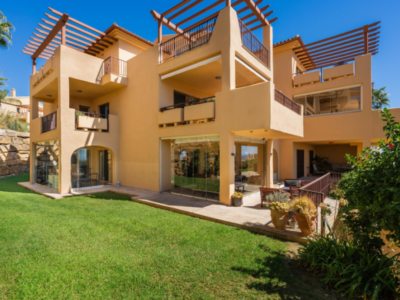 Apartment for sale in Benahavís
