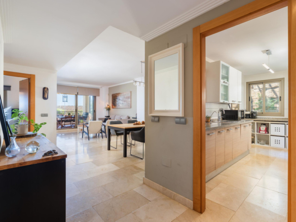 Apartment for sale in Benahavís