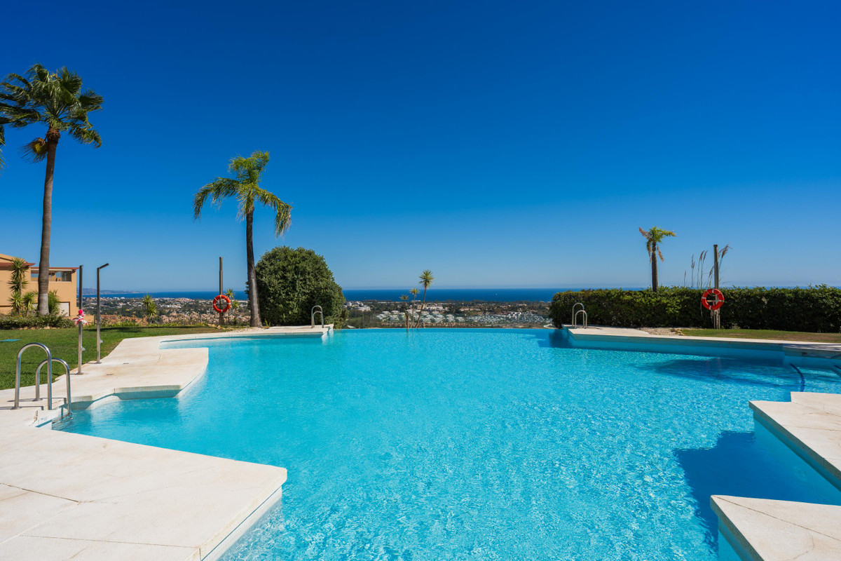Apartment for sale in Benahavís