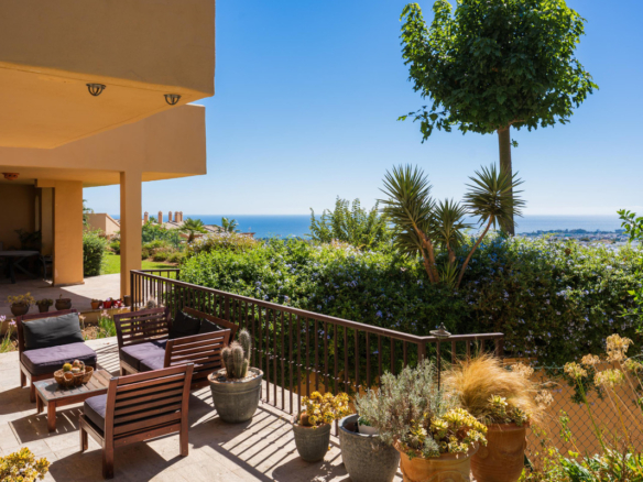Apartment for sale in Benahavís