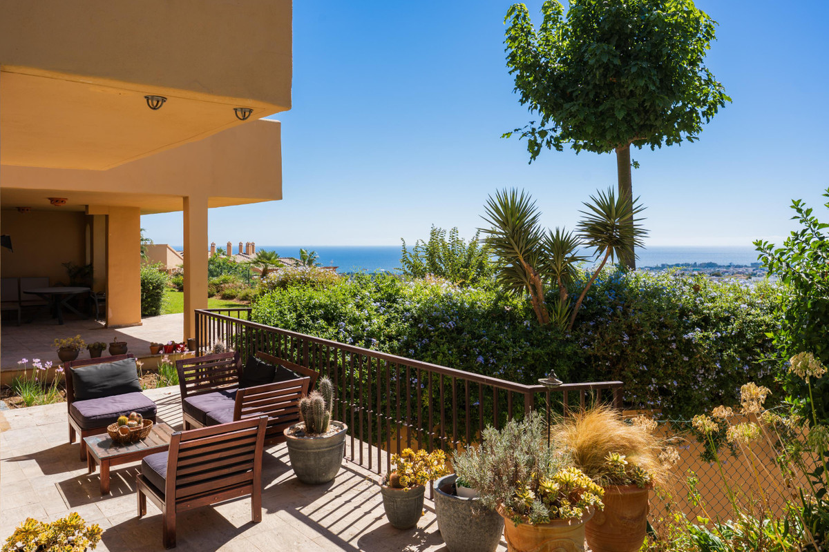 Apartment for sale in Benahavís